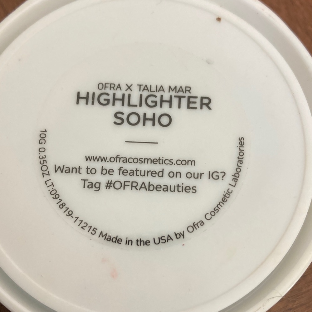 OFRA Highlighter - Picture 3 of 3